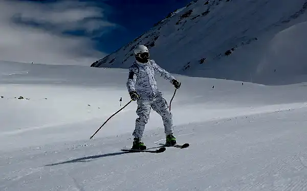 Kayak Dersi - Online Temel Kayak eğitimi - Karsabanı Tekniği Dönüşler Yaygın Hatalar 3