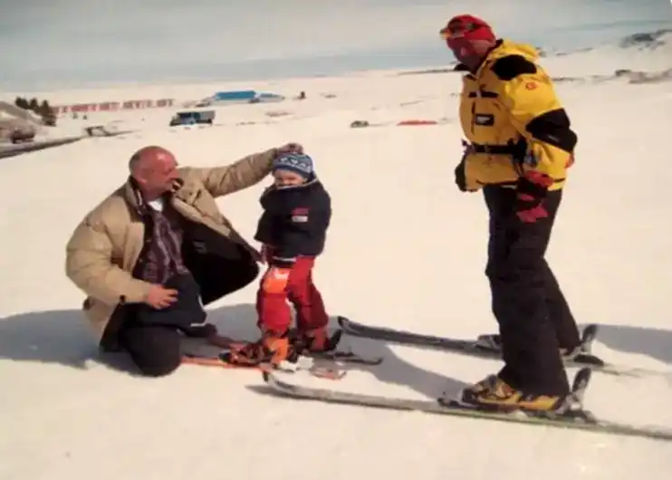 Moguls kayak öncesi Deniz Paçacı